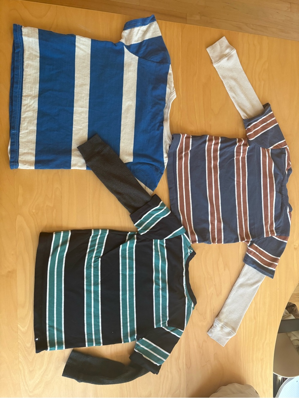 3T boys Volcom tops Bundle